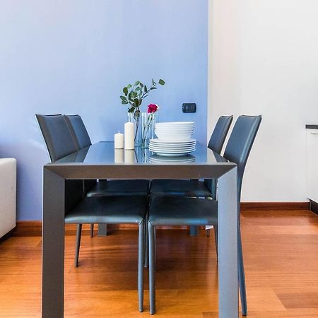 Hintown Duomo Via Baracchini Apartman Milánó Kültér fotó