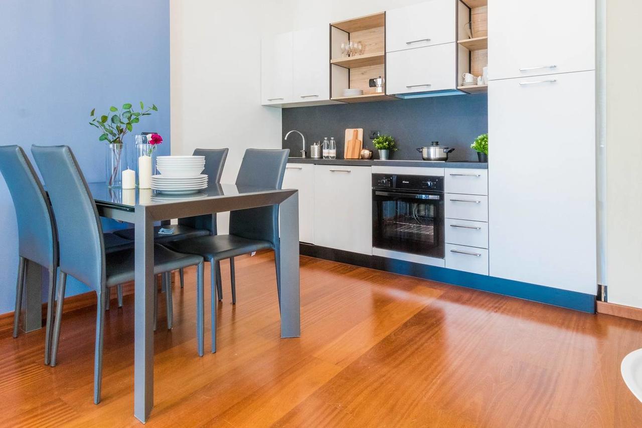 Hintown Duomo Via Baracchini Apartman Milánó Kültér fotó