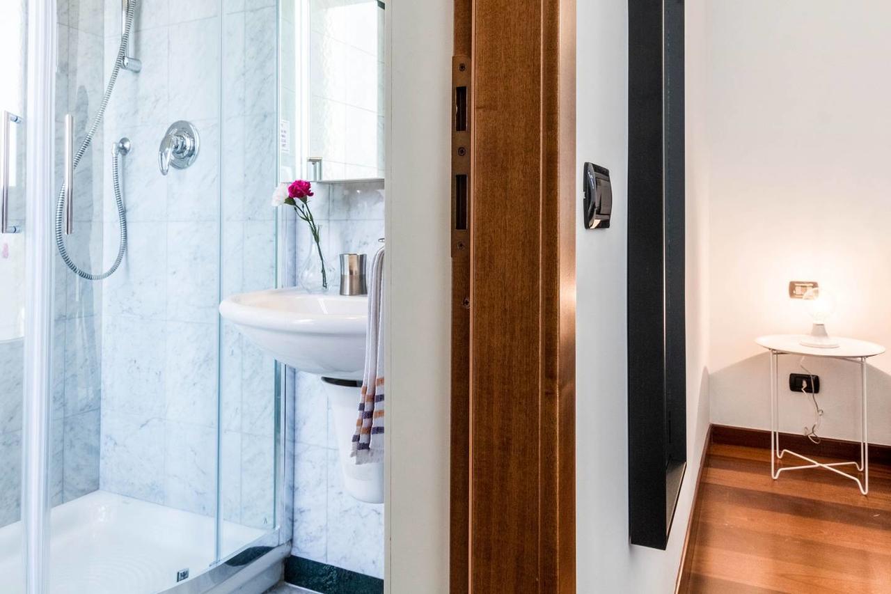 Hintown Duomo Via Baracchini Apartman Milánó Kültér fotó