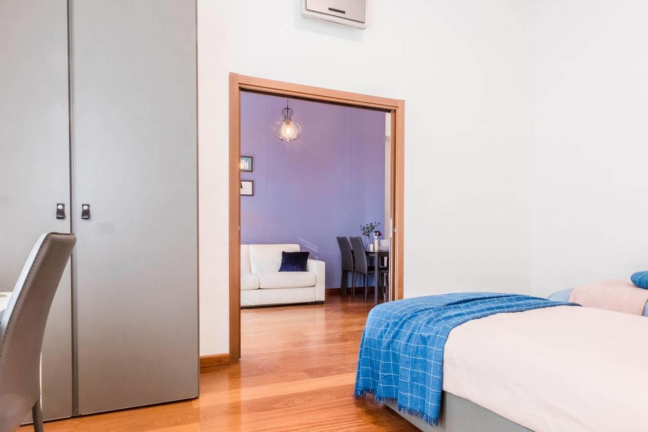 Hintown Duomo Via Baracchini Apartman Milánó Kültér fotó